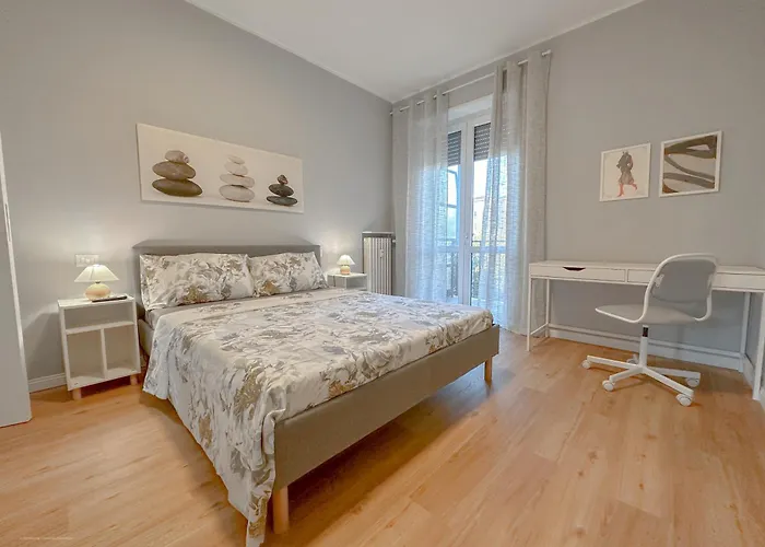 Torre 24 - Luxury Naviglio Apartament Mediolan